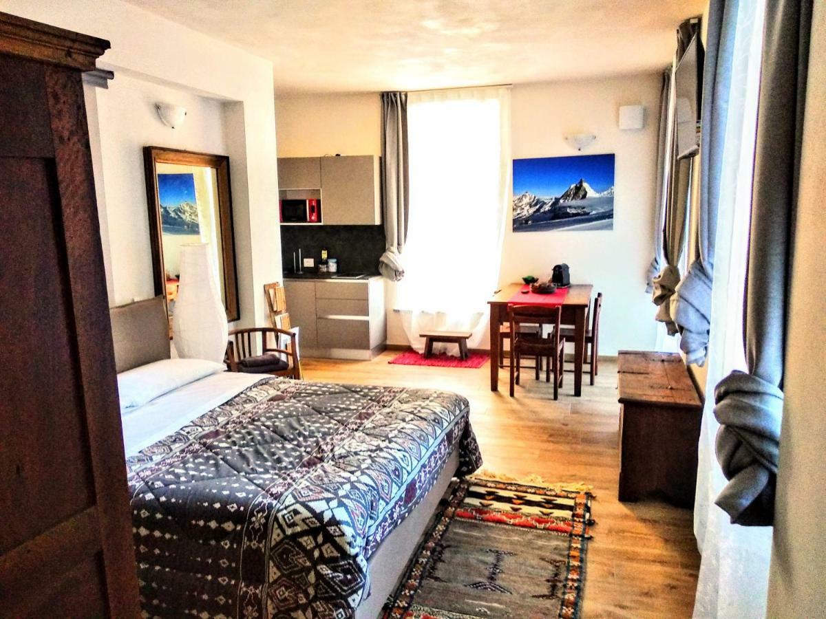 Maison Soleil - Mansarda Aosta Bagian luar foto